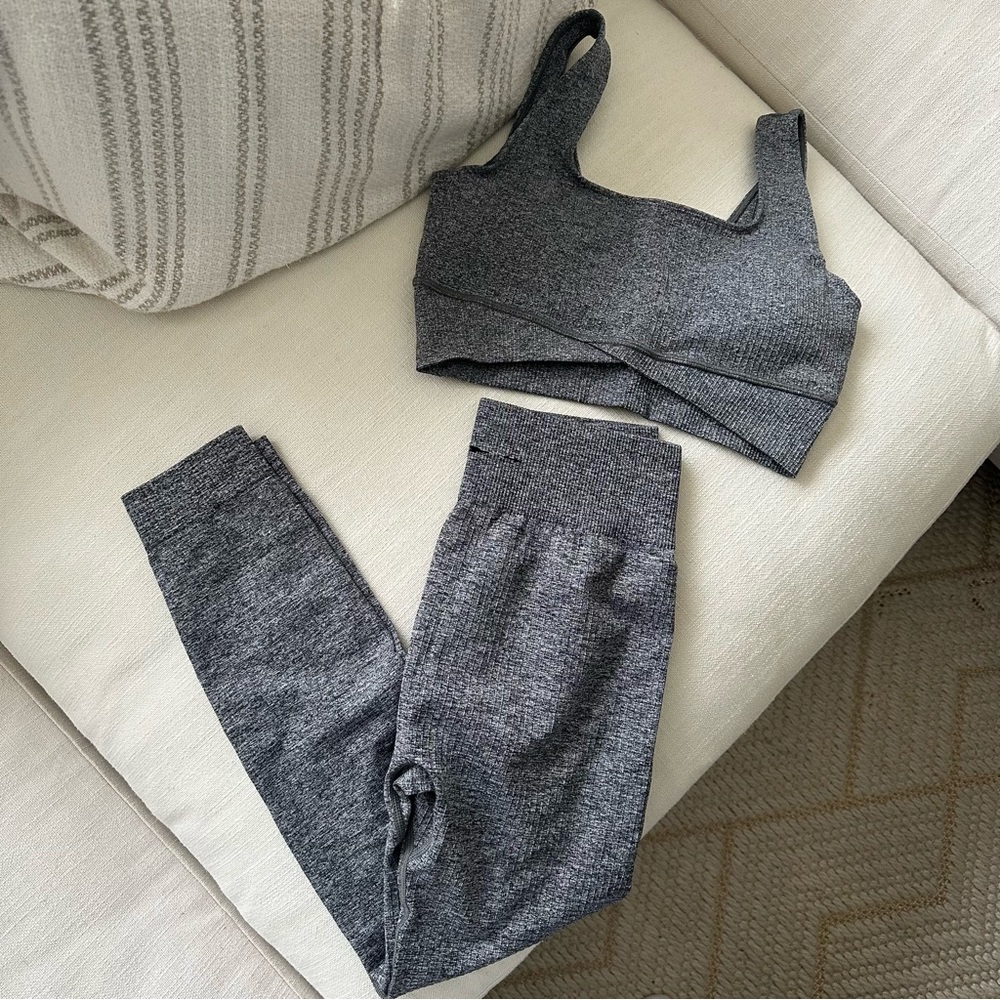 The Upside workout set seamless rib